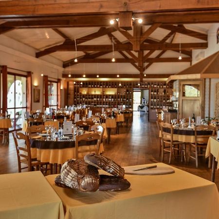 Logis Hotel Restaurant Solenca นอกาโร ภายนอก รูปภาพ